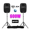 Un par de altavoces con alimentación Boomer 8 "600W + pies